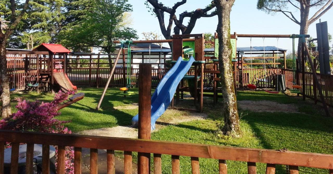 Trivignano Udinese Dogana Vecchia - Hotel & Residence B&B Ristorante & Pizzeria מראה חיצוני תמונה