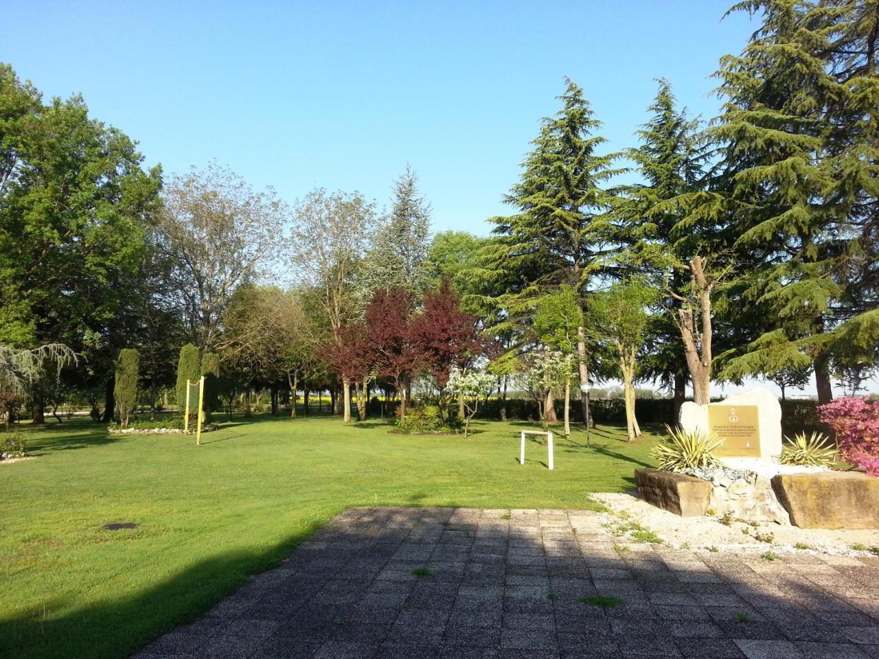 Trivignano Udinese Dogana Vecchia - Hotel & Residence B&B Ristorante & Pizzeria מראה חיצוני תמונה